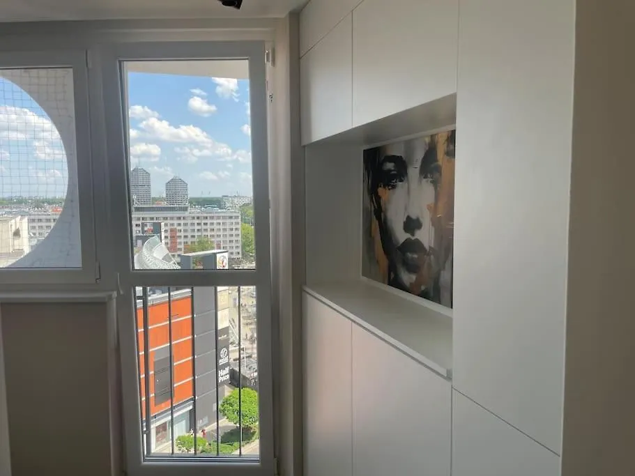 Kultowy Apartament Z Widokiem Wrocław 0*,  Polska